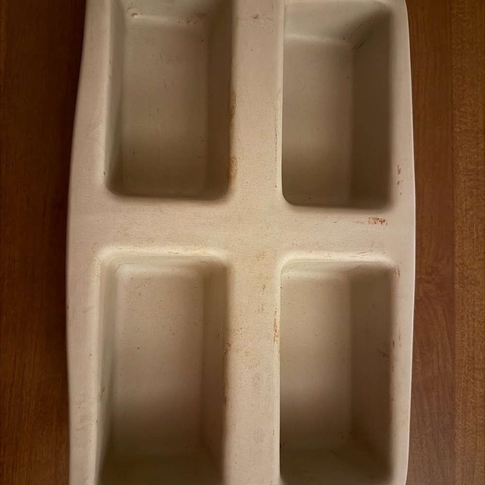 Pampered Chef Family Heritage Classics Collection 4 Mini Loaf Pan Stoneware